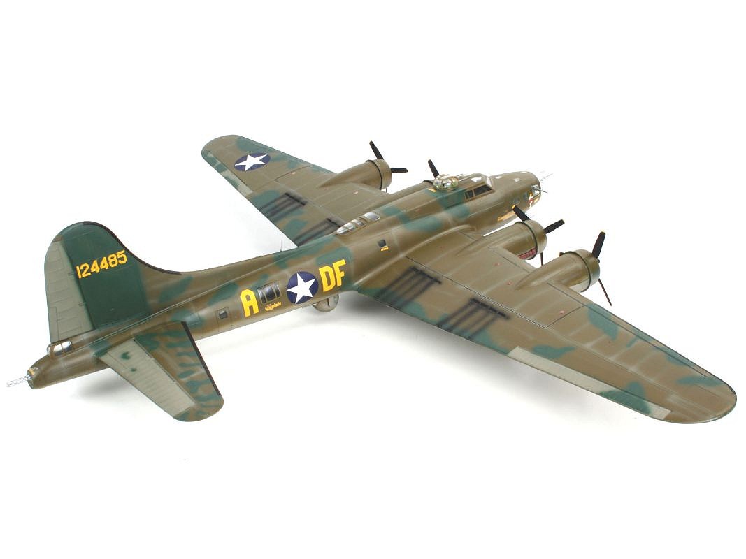 B-17F Memphis Belle - uszkodzone opakowanie - fot. 3