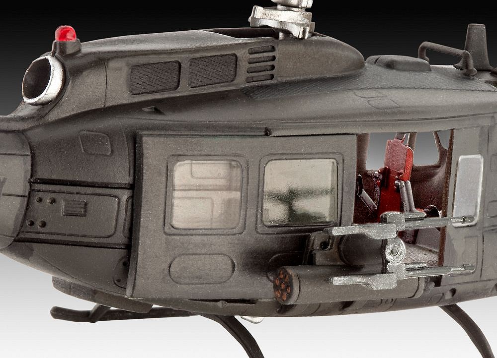 Bell UH-1H Gunship - fot. 3