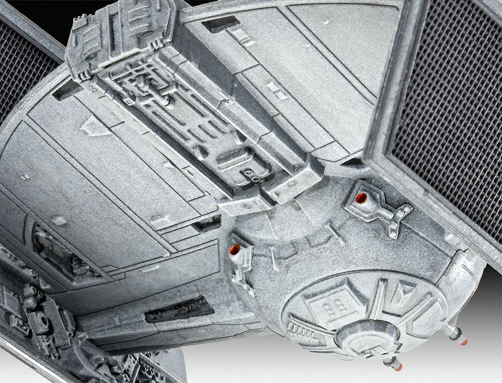 Darth Vader's TIE Fighter - uszkodzone pudełko - fot. 5