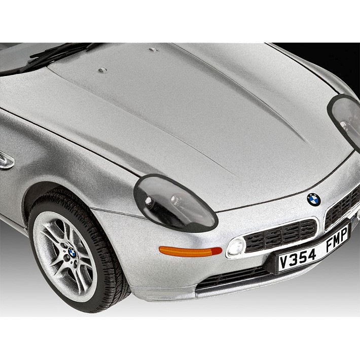BMW Z8 James Bond 007 -The World Is Not Enough - fot. 3