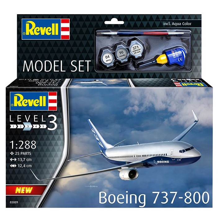 Boeing 737-800 - uszkodzone pudełko