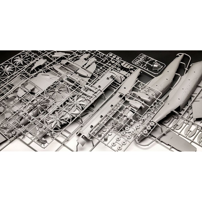 Airbus A400M Atlas „RAF“ - uszkodzone pudełko - fot. 7