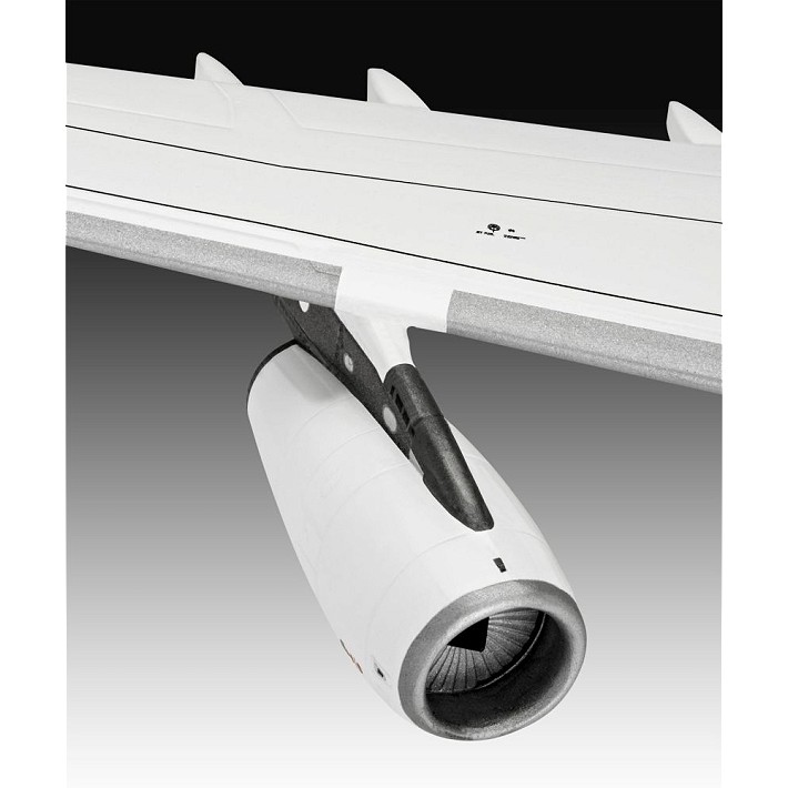 Airbus A340-300 Lufthansa New Livery - uszkodzone pudełko - fot. 6