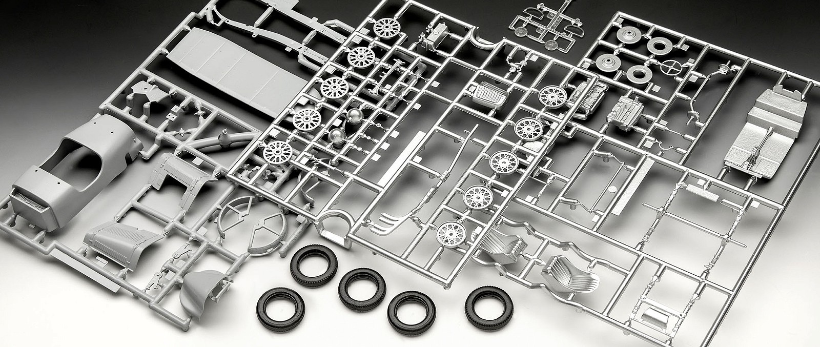 Aston Martin Ulster - fot. 7