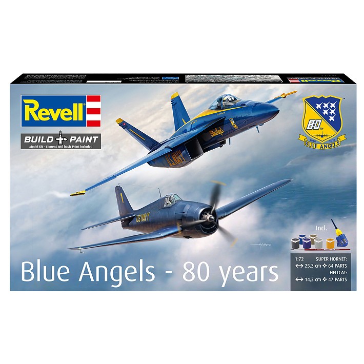 Boeing F/A-18 E Super Hornet & Grumman F6F-5 Hellcat - Blue Angels 80 Years