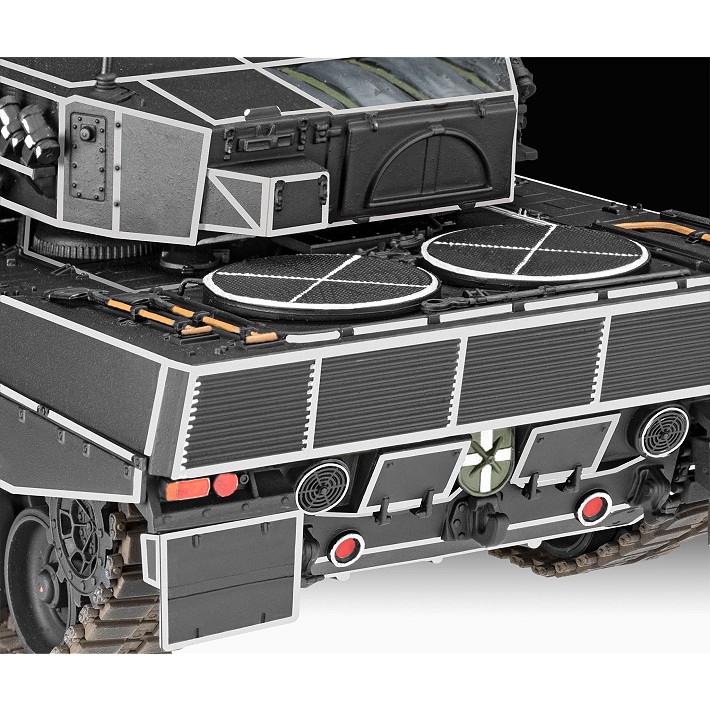 Leopard 2A4 40th Anniversary - Special Decoration - fot. 5